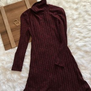 American Eagle Outfitters maroon sweater dress ❤️
